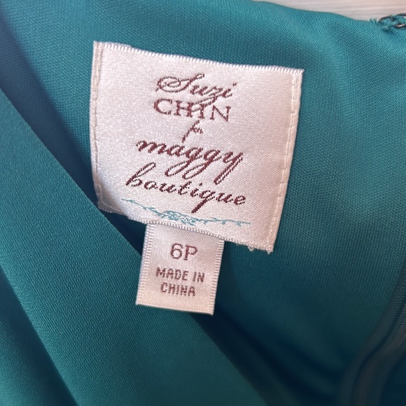 Suzi Chen green dress - Picture 2 of 4